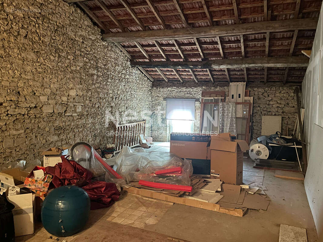 Maison à FAINS-VEEL