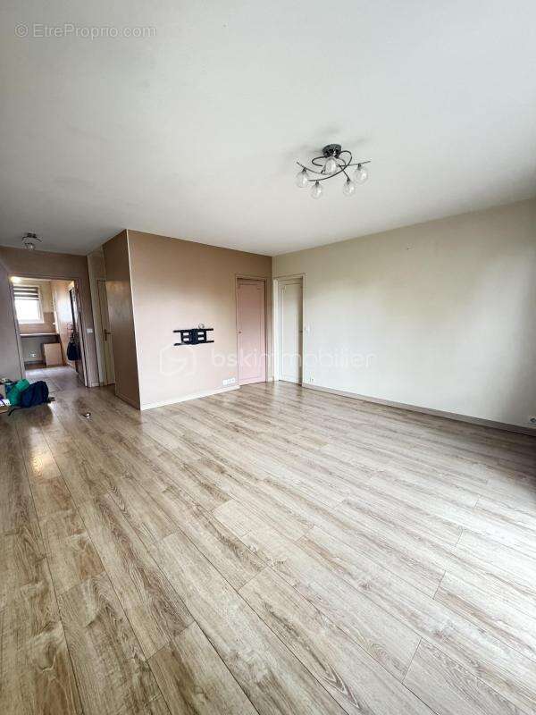 Appartement à IVRY-SUR-SEINE