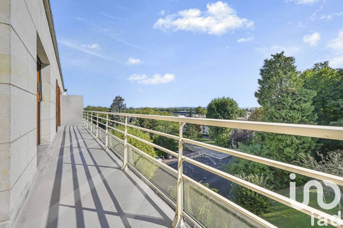 Photo 1 - Appartement à RUEIL-MALMAISON