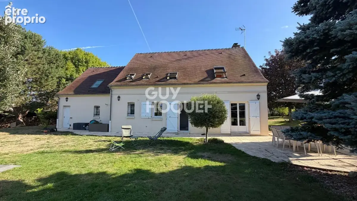 Photo Maison à Saint-Sauveur au prix de 450 000€