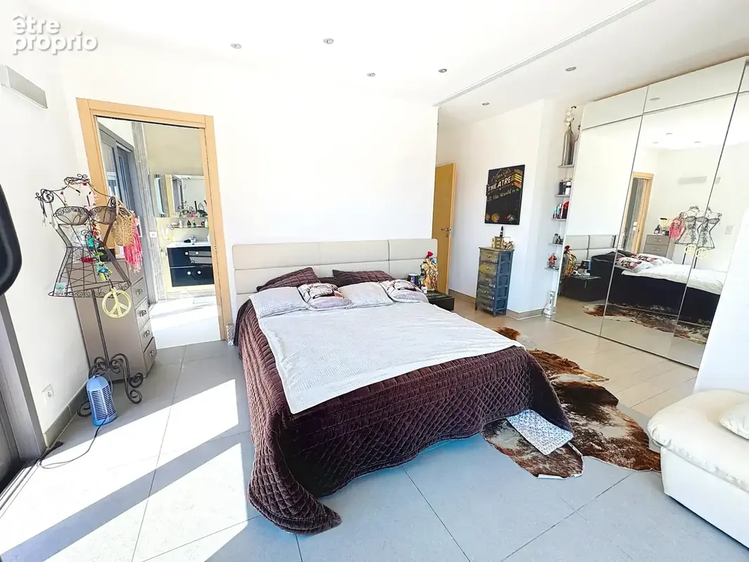 83530  agay -villa contemporaine f6 piscine jacuzzi vue esterel proches des plages - photo 17