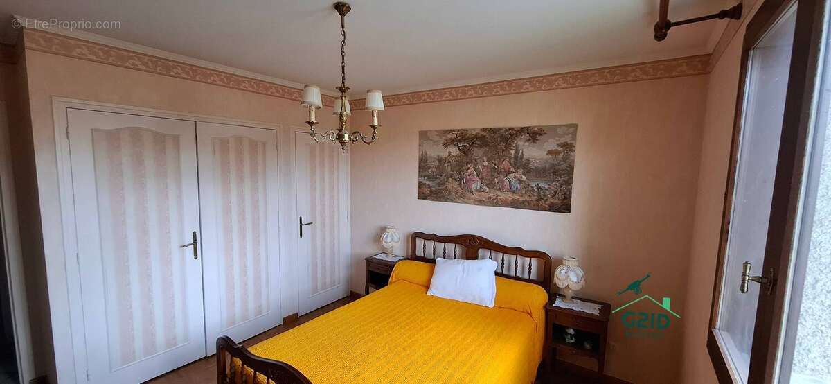 chambre rez de chaussée - Maison à TALANT