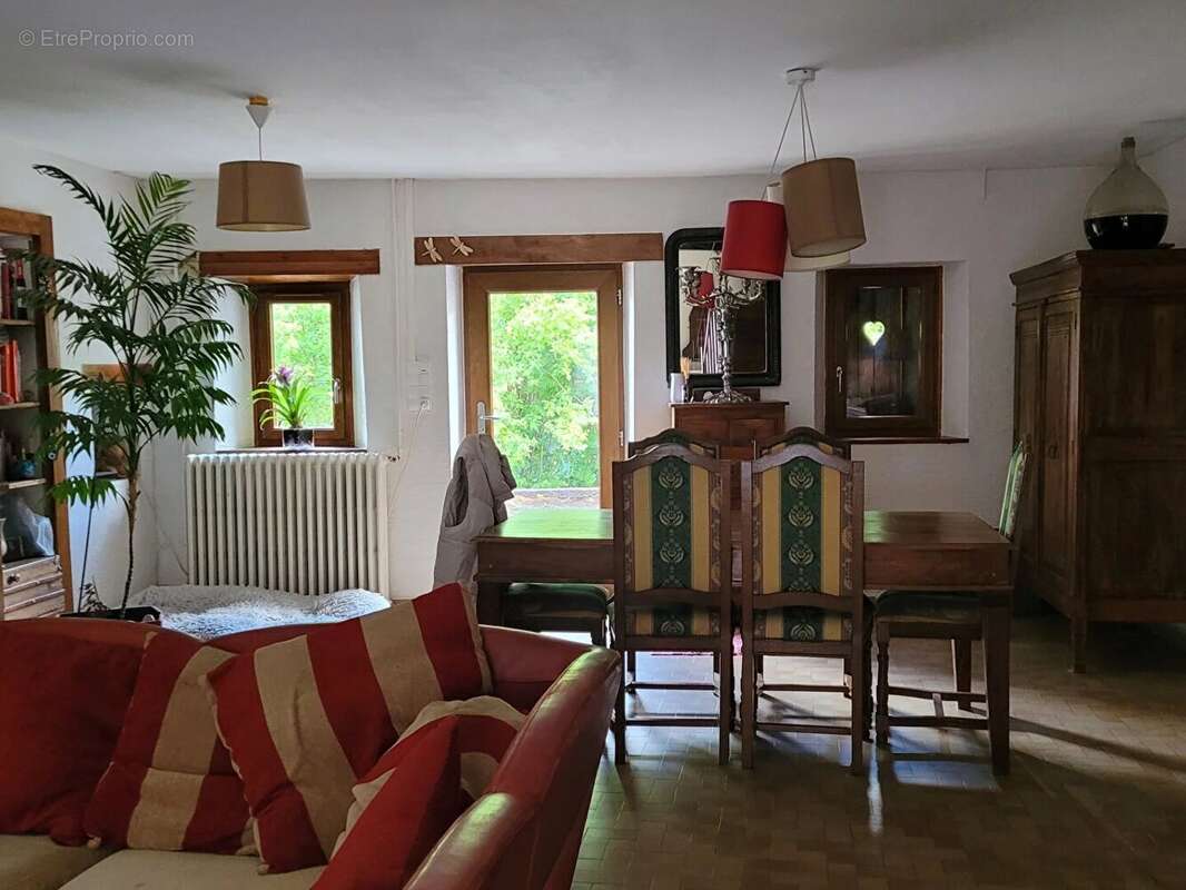 Maison à BRANSAT