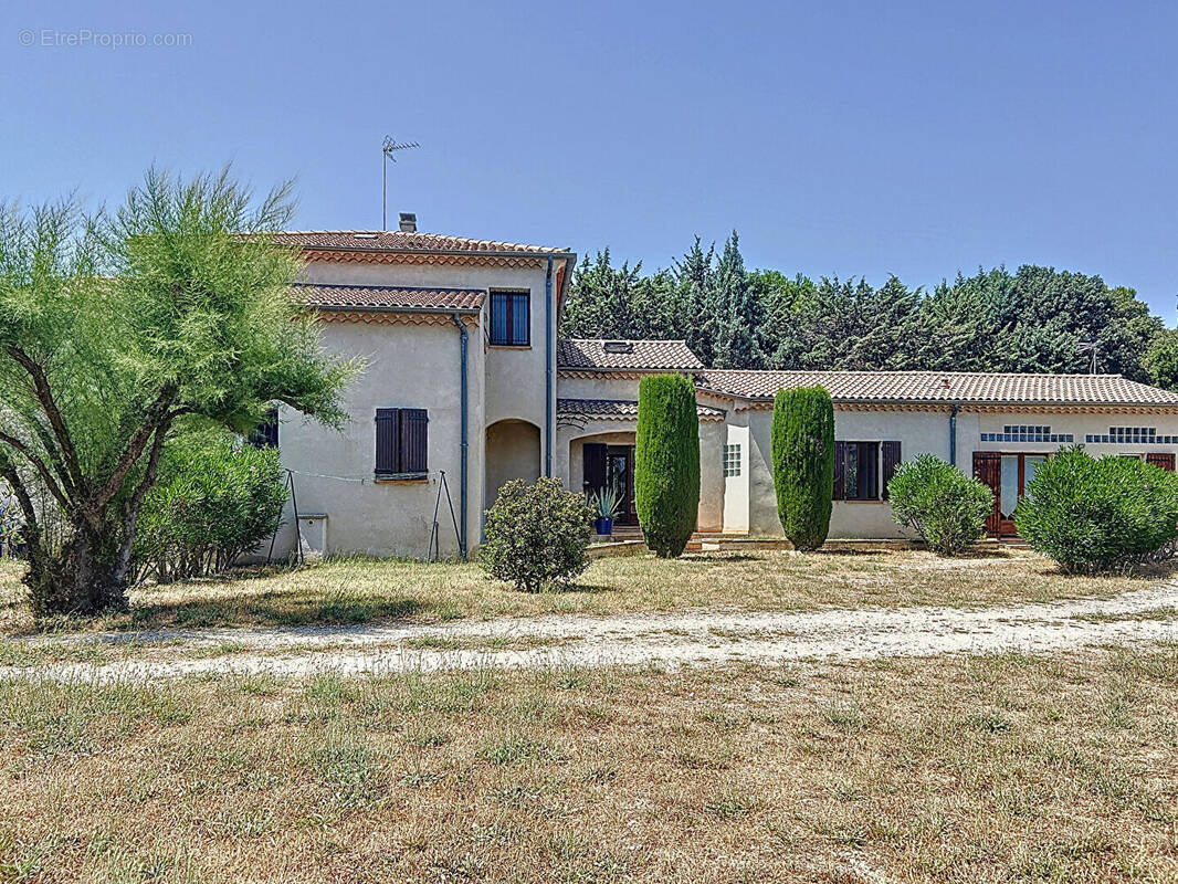 Maison à PUJAUT