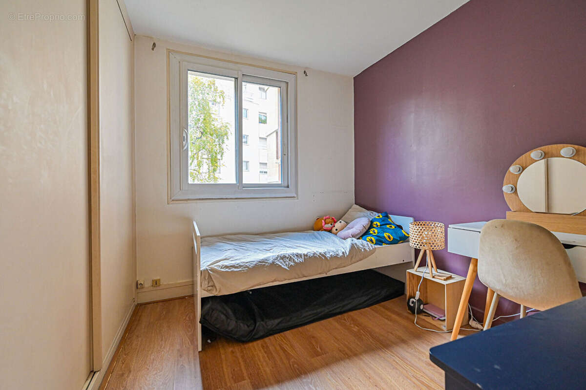 Appartement à PARIS-19E