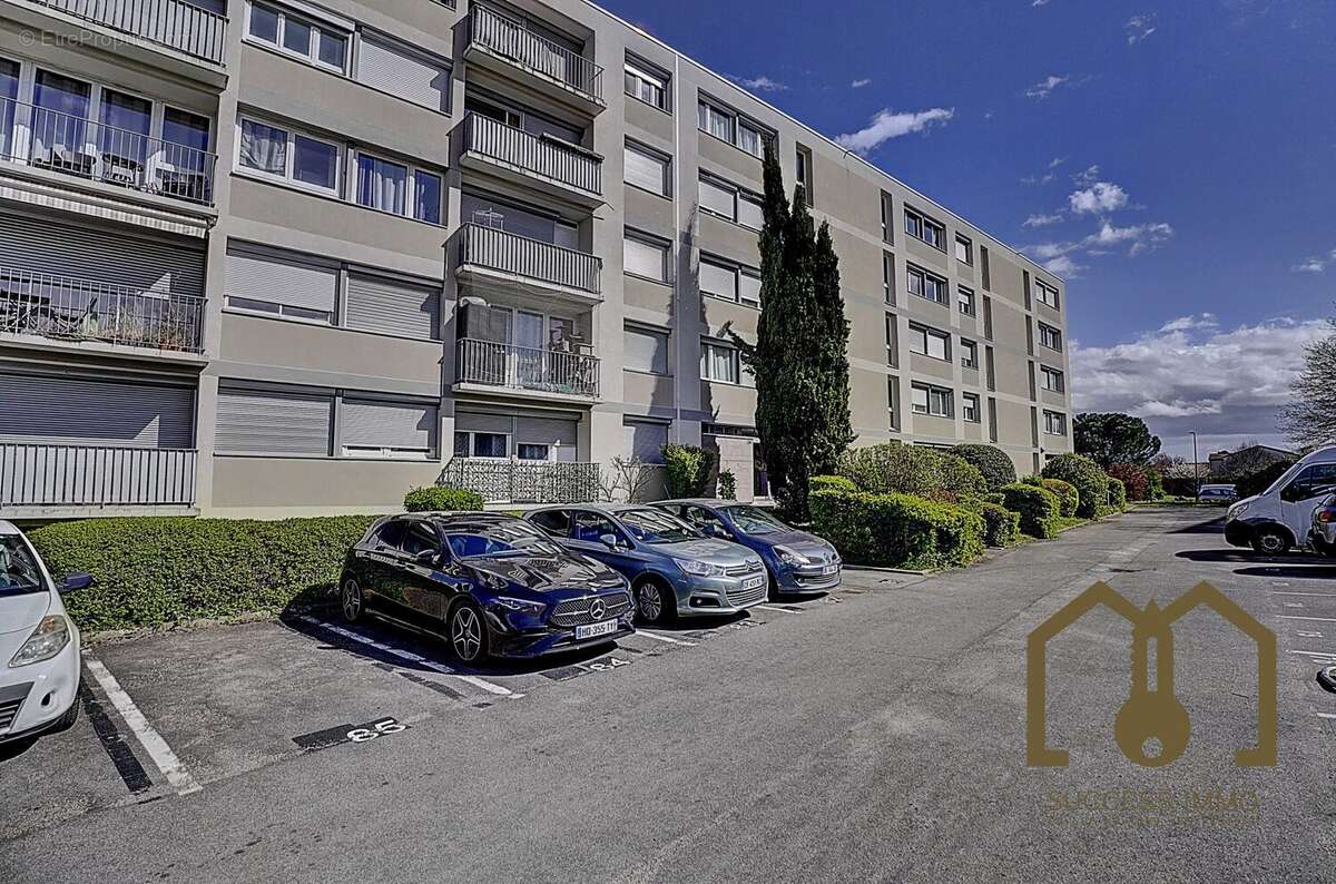 Appartement à BRON