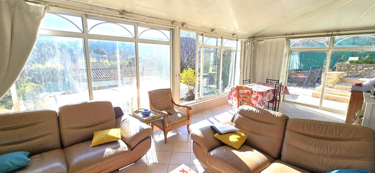 Maison à DRAGUIGNAN