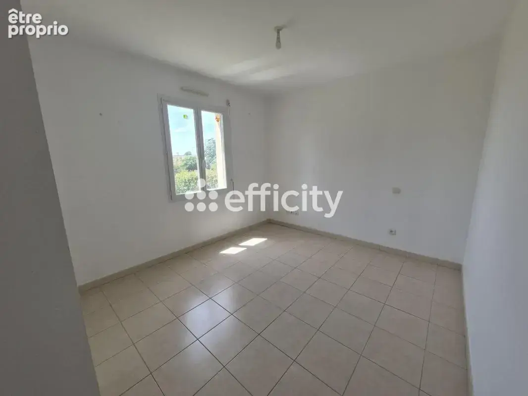 Maison 5 pièces 91 m² à vendre à Roumazieres-Loubert (16270) - photo 5