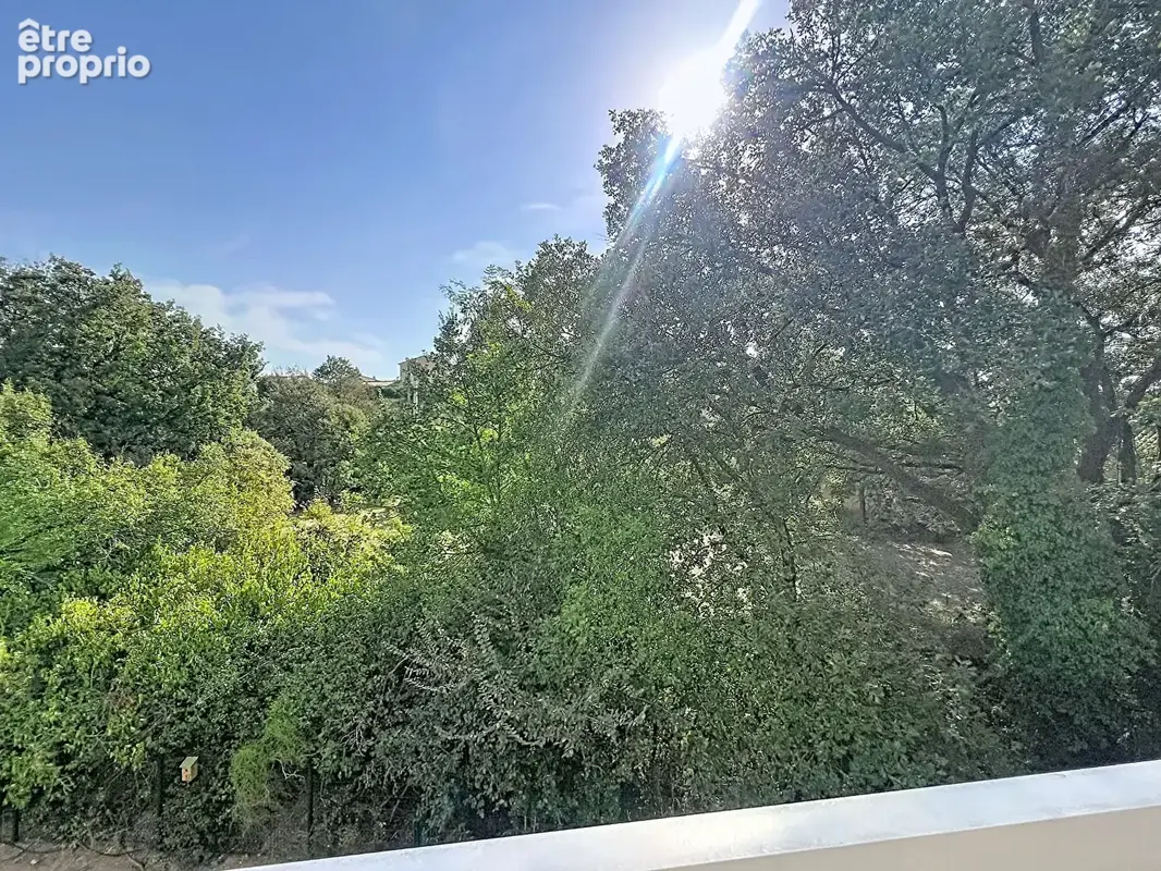 EXCLUSIVITÉ - T2 44 m² avec terrasse 9 m² et 2 parkings - Rousset Centre - photo 5