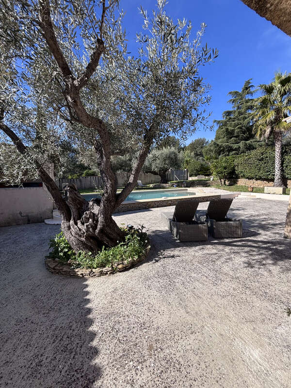 Maison à LA CADIERE-D'AZUR