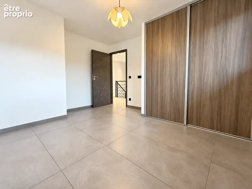 Maison récente 4 chambres - photo 12
