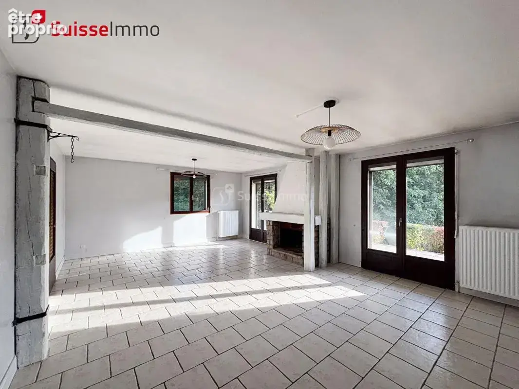Exclusivité : Maison 6 pièces de 138 m2 - photo 8
