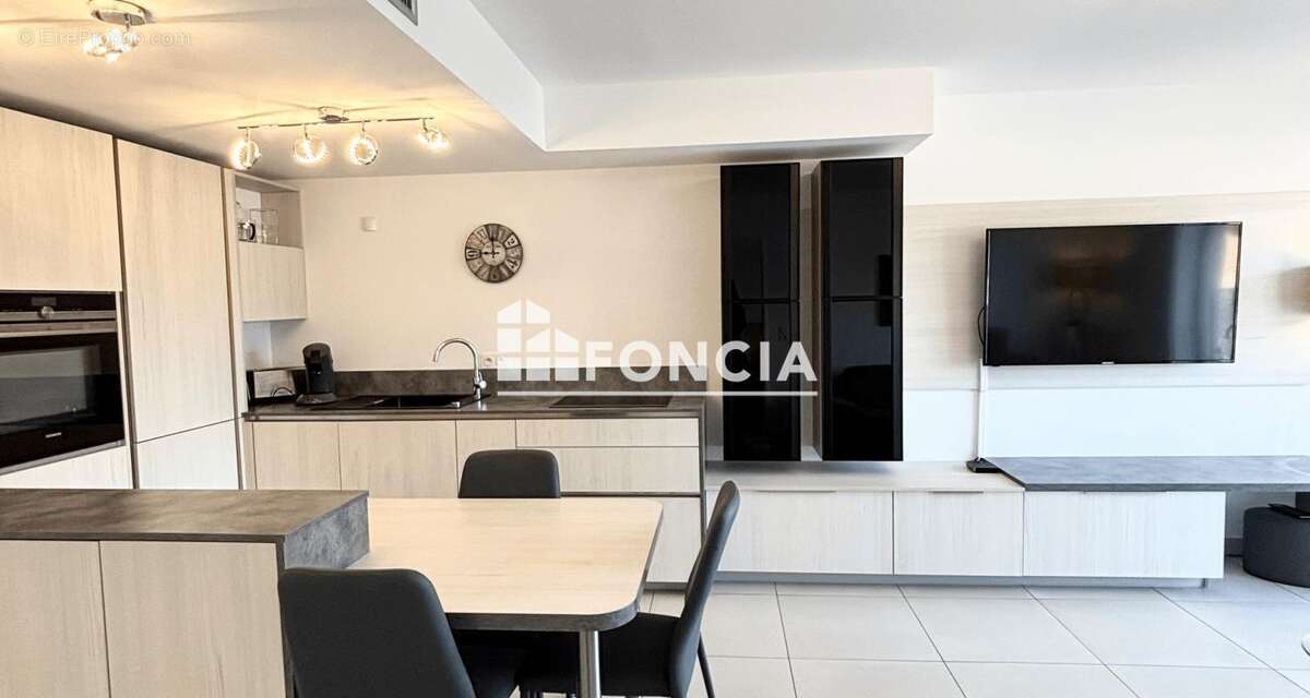 Appartement à MANDELIEU-LA-NAPOULE