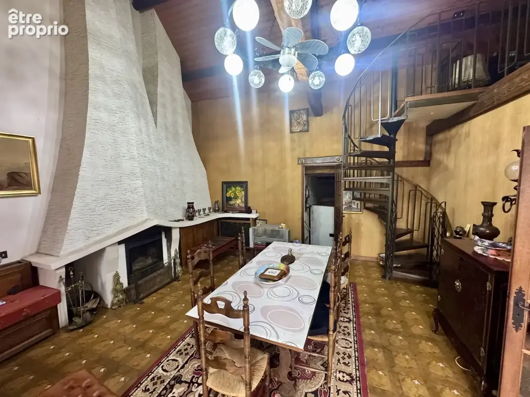 Auxy, longère, 3 chambres, garage, dépendances, tout a l'égout - photo 5