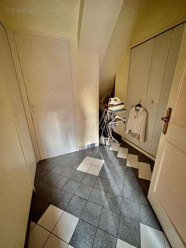 Maison à LE VAL-SAINT-PERE