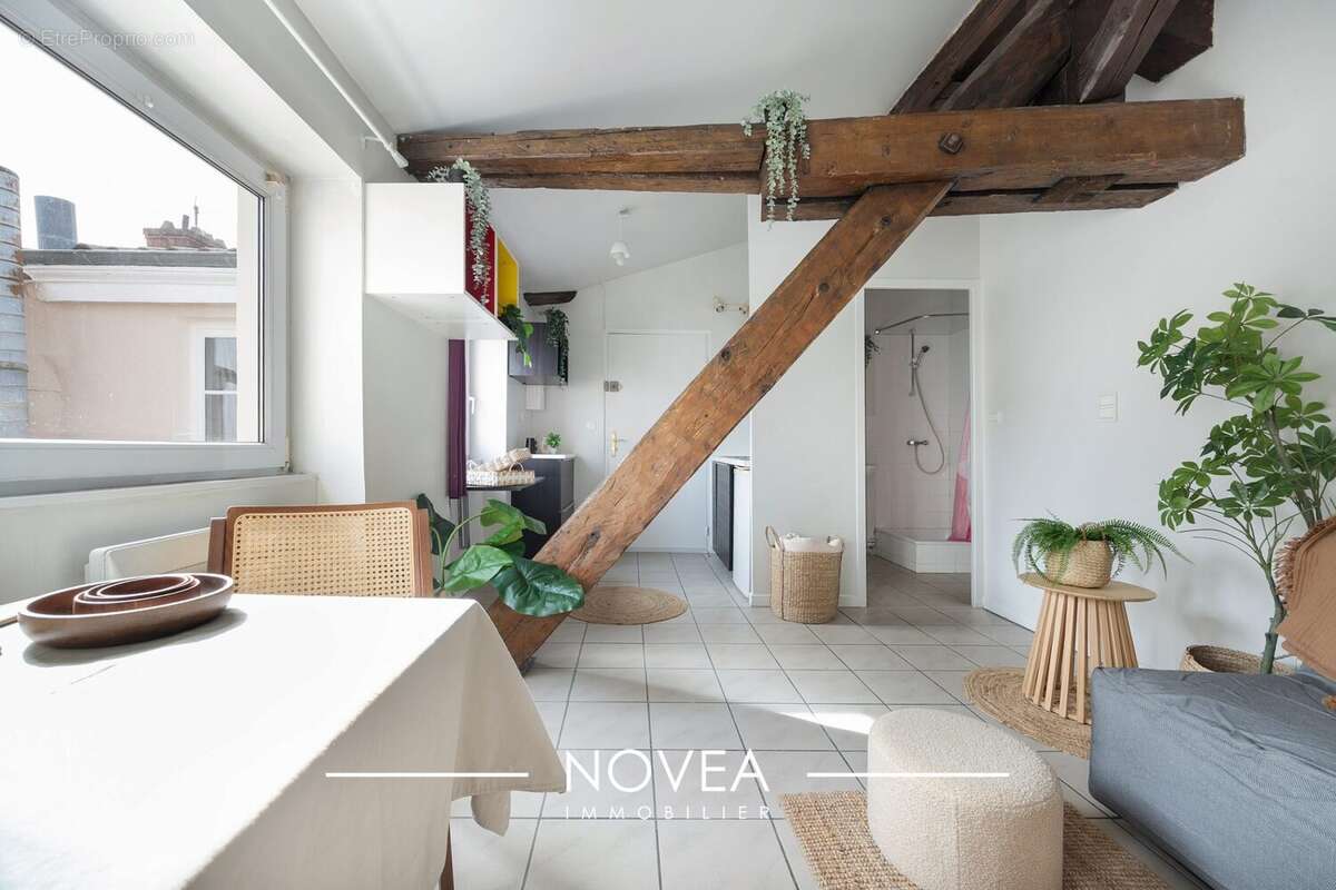 Appartement à LYON-1E