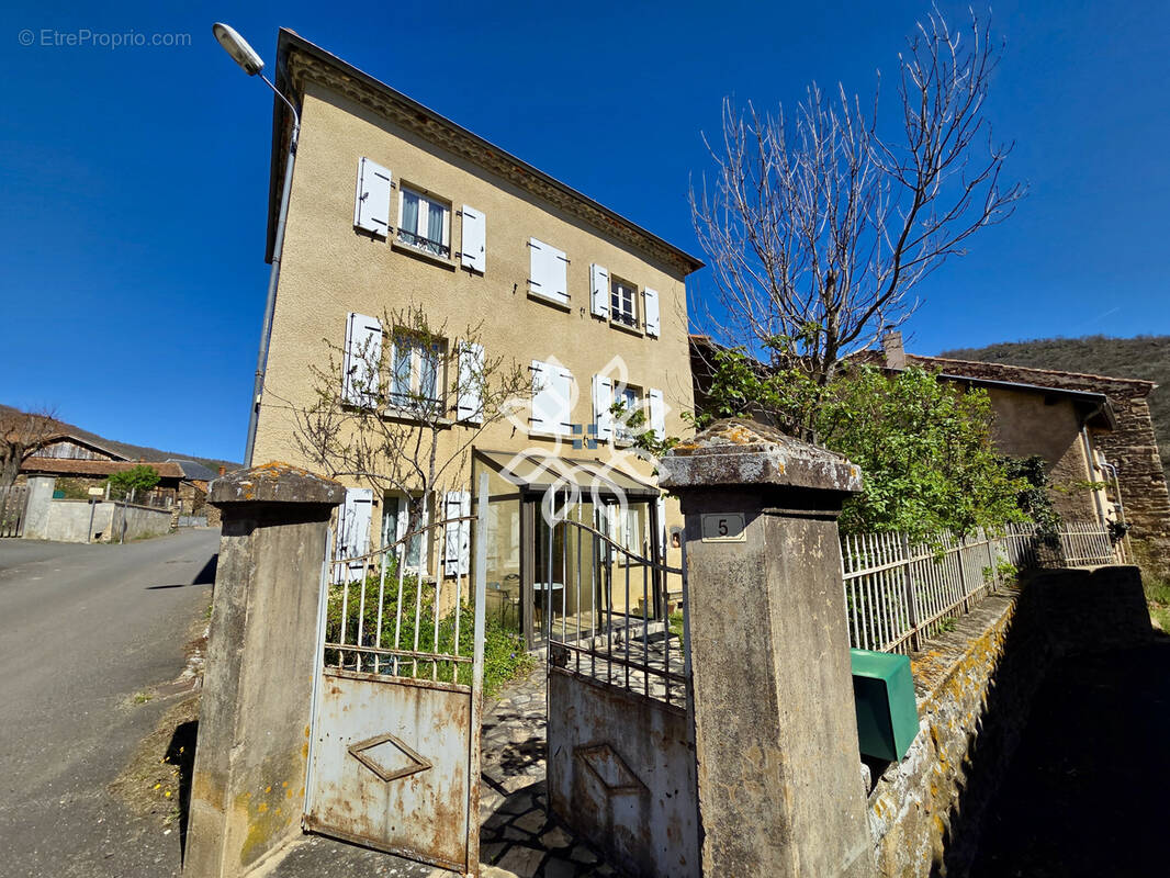 Maison à TORSIAC