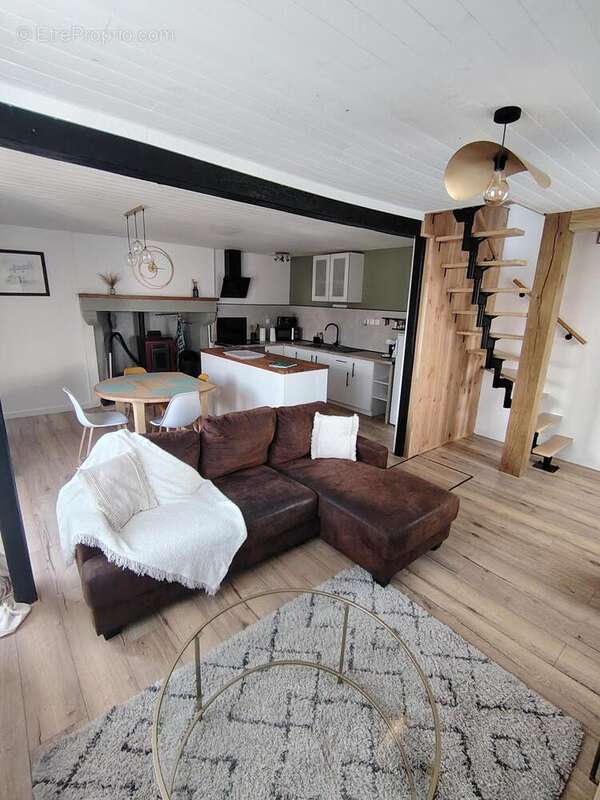 Photo 9 - Maison à SAVIGNY-LE-VIEUX