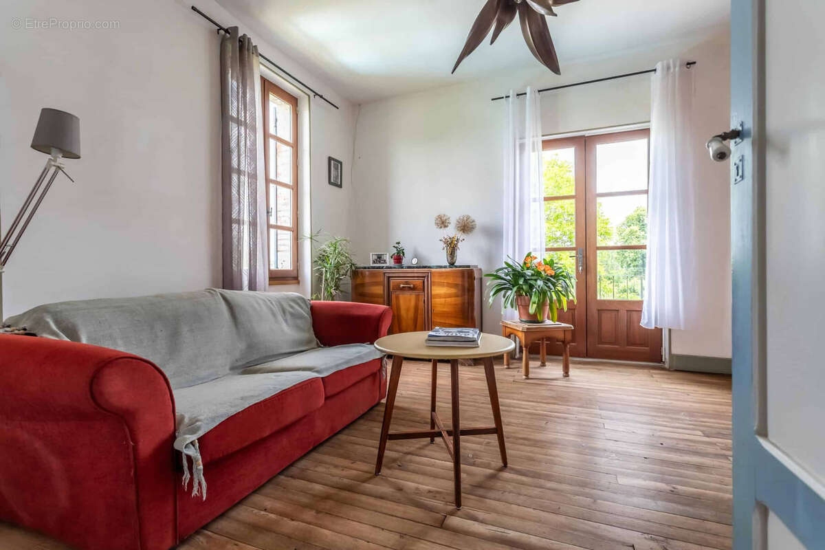 Maison de village avec piscine et jardin - photo 12