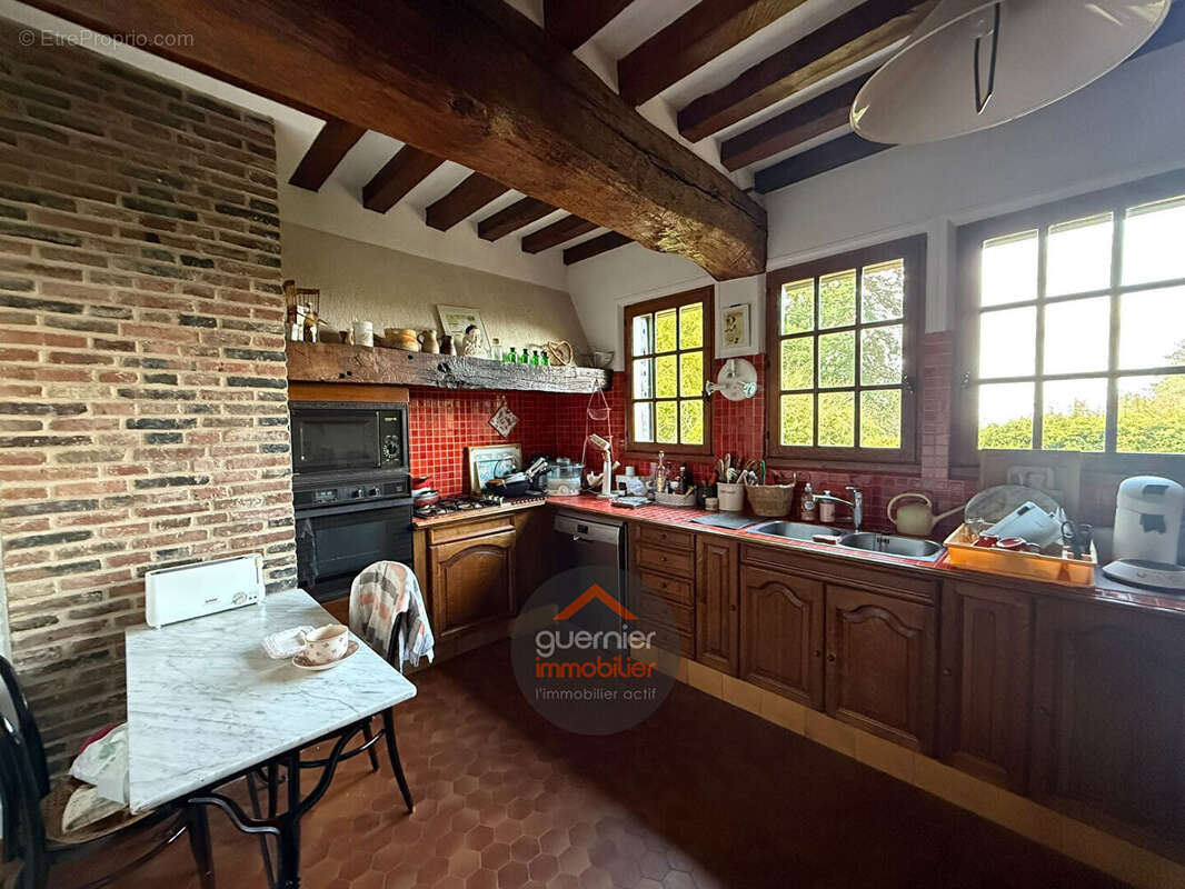 Maison à NEUFCHATEL-EN-BRAY