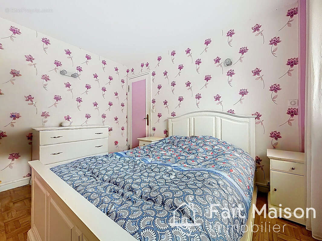 Appartement à L'HAY-LES-ROSES