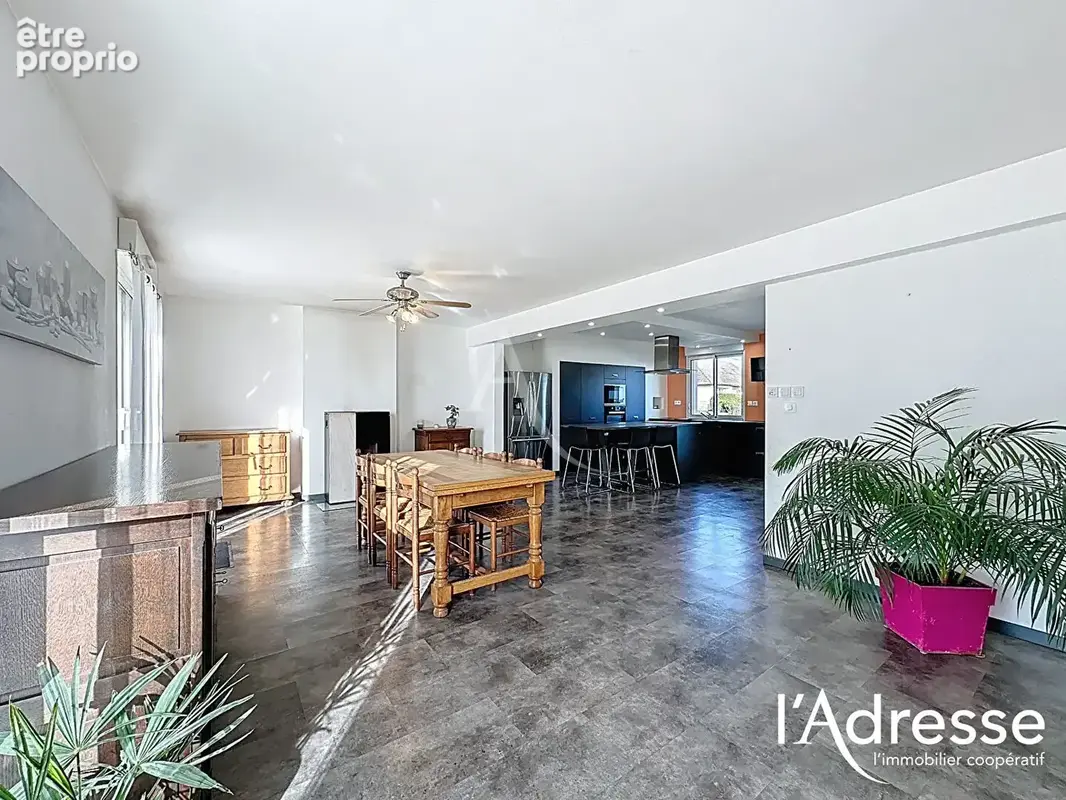 Maison Montenay, 4 chambres,141 m² - photo 4