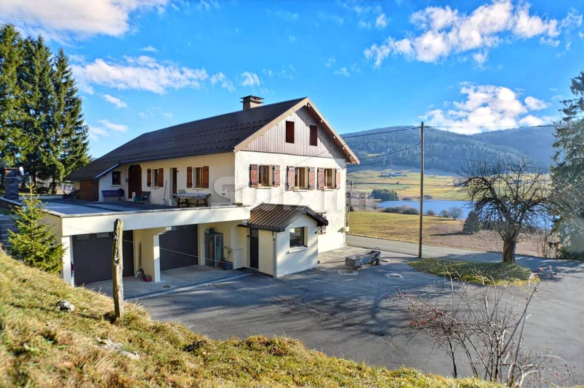 Maison à LES ROUSSES