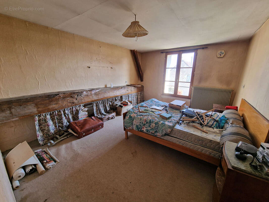 Maison 86 m² à Chambon  - photo 7
