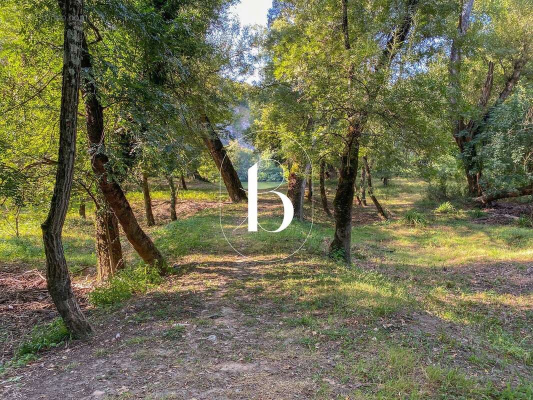 Maison à VALLON-PONT-D'ARC