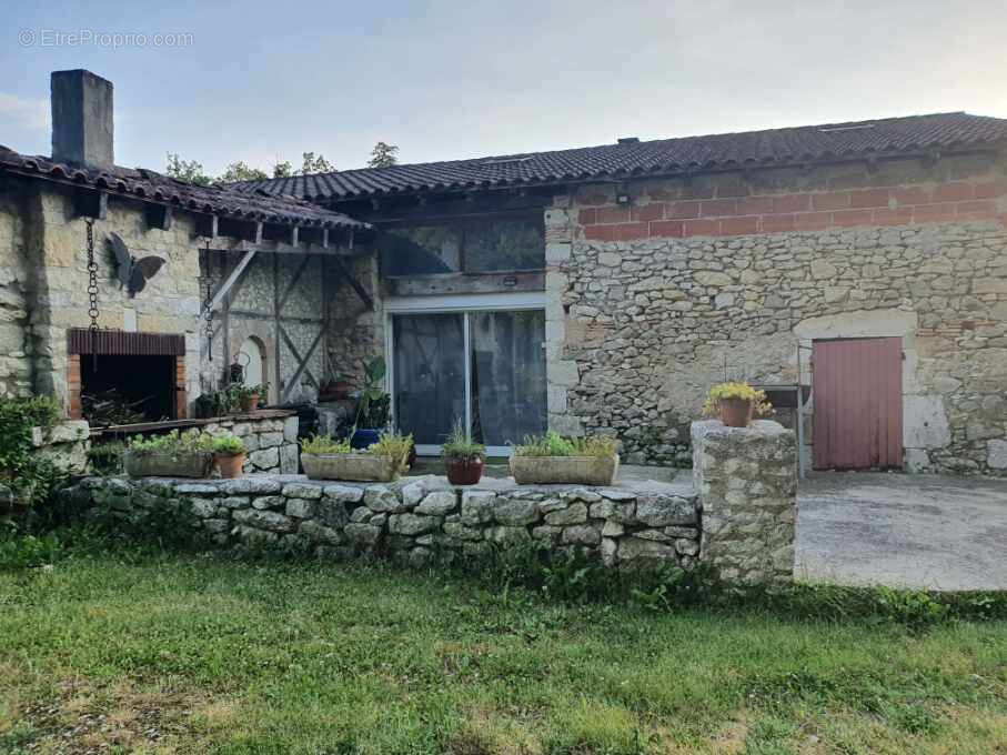 Maison à MONFLANQUIN