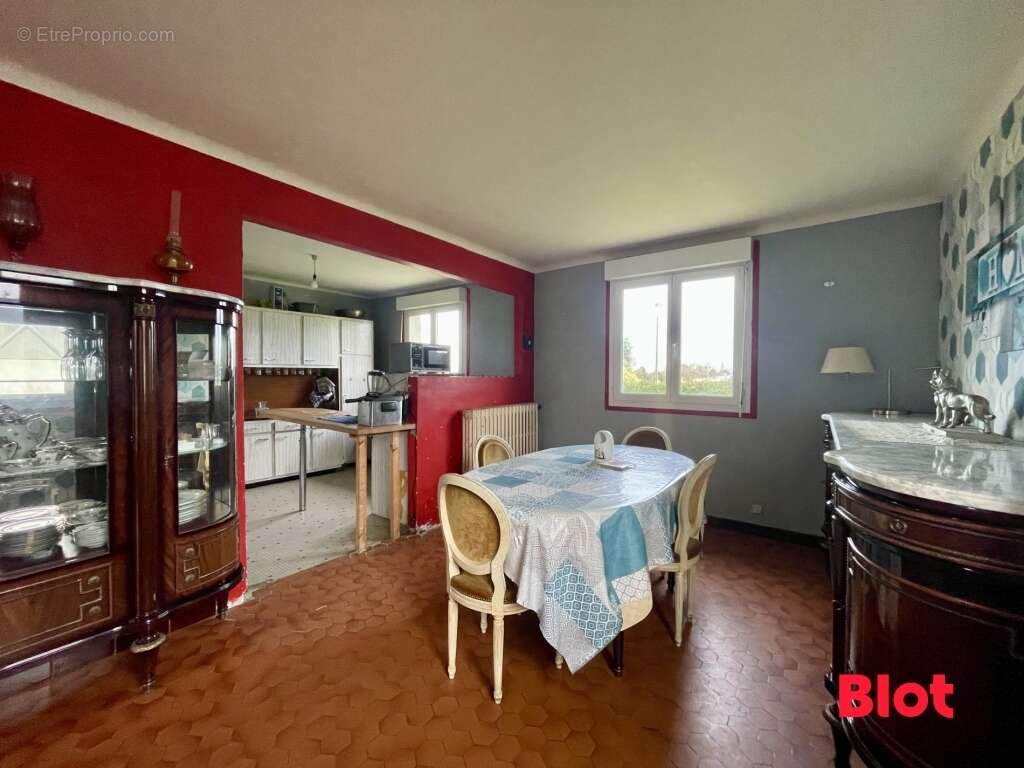 Maison à PLESSIX-BALISSON