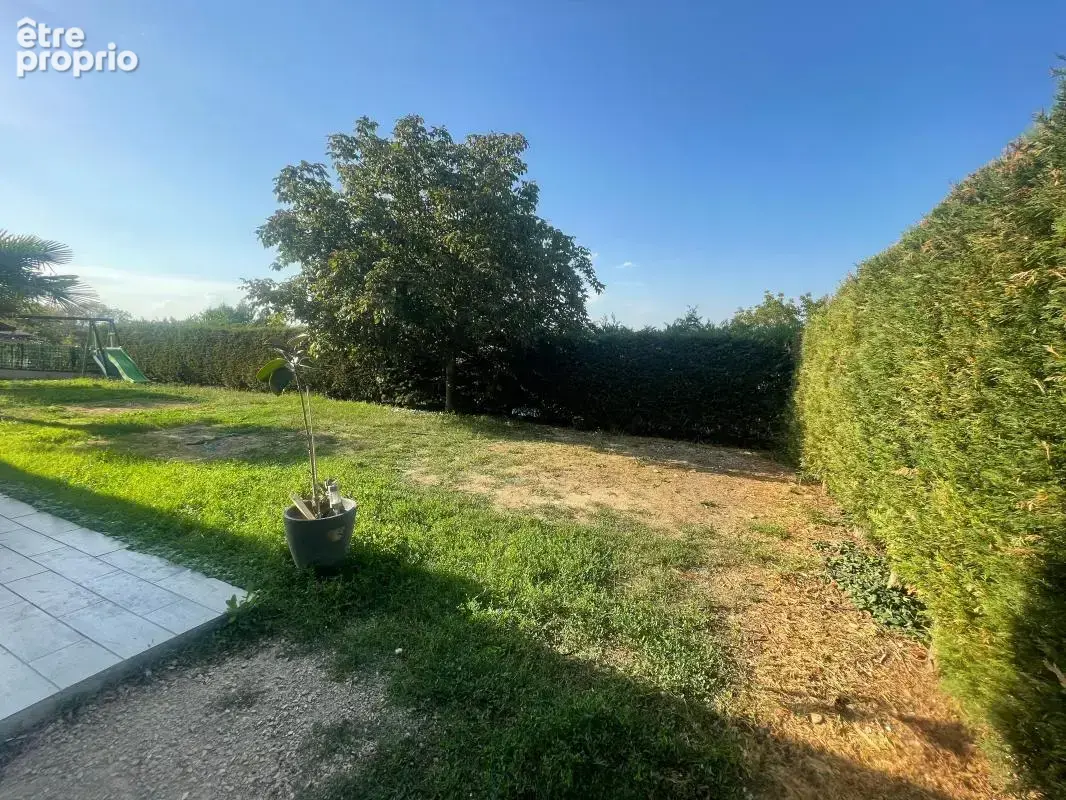 Villa plain-pied 131m2 (T5) - Terrain de 1000m2 - photo 4