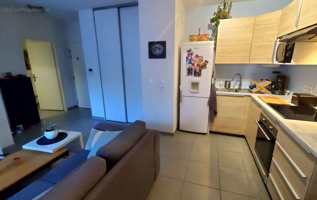 Appartement à DECINES-CHARPIEU