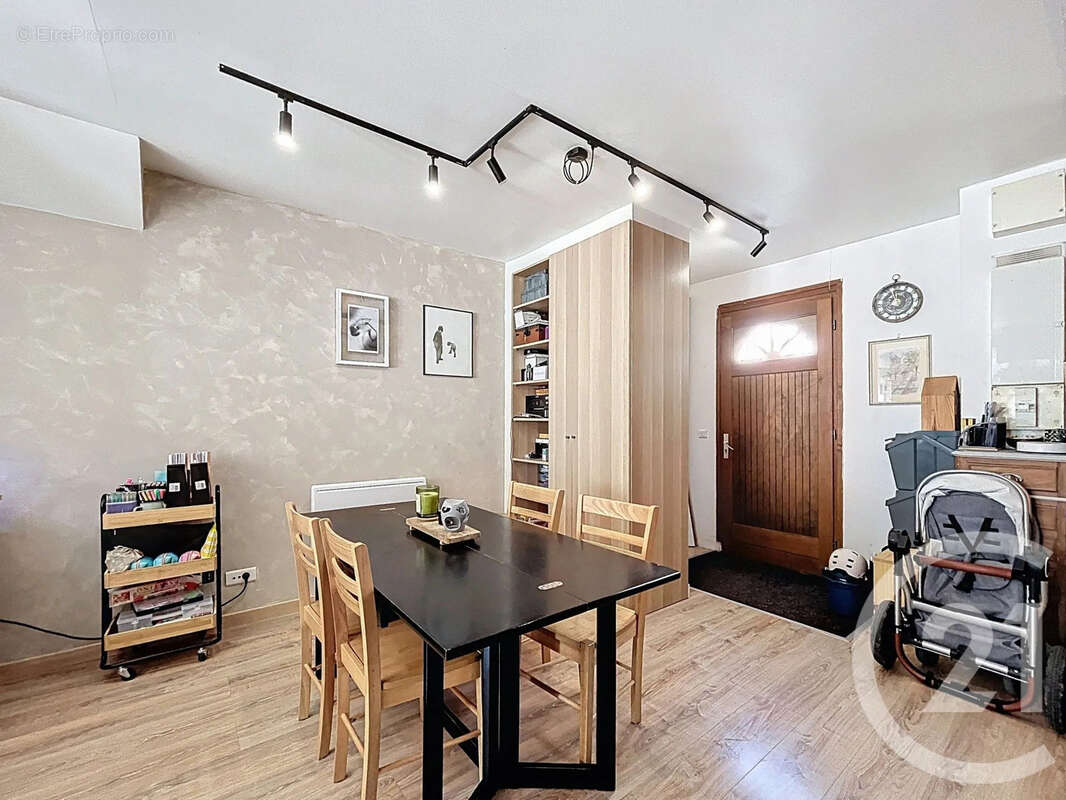 Maison à NANGIS