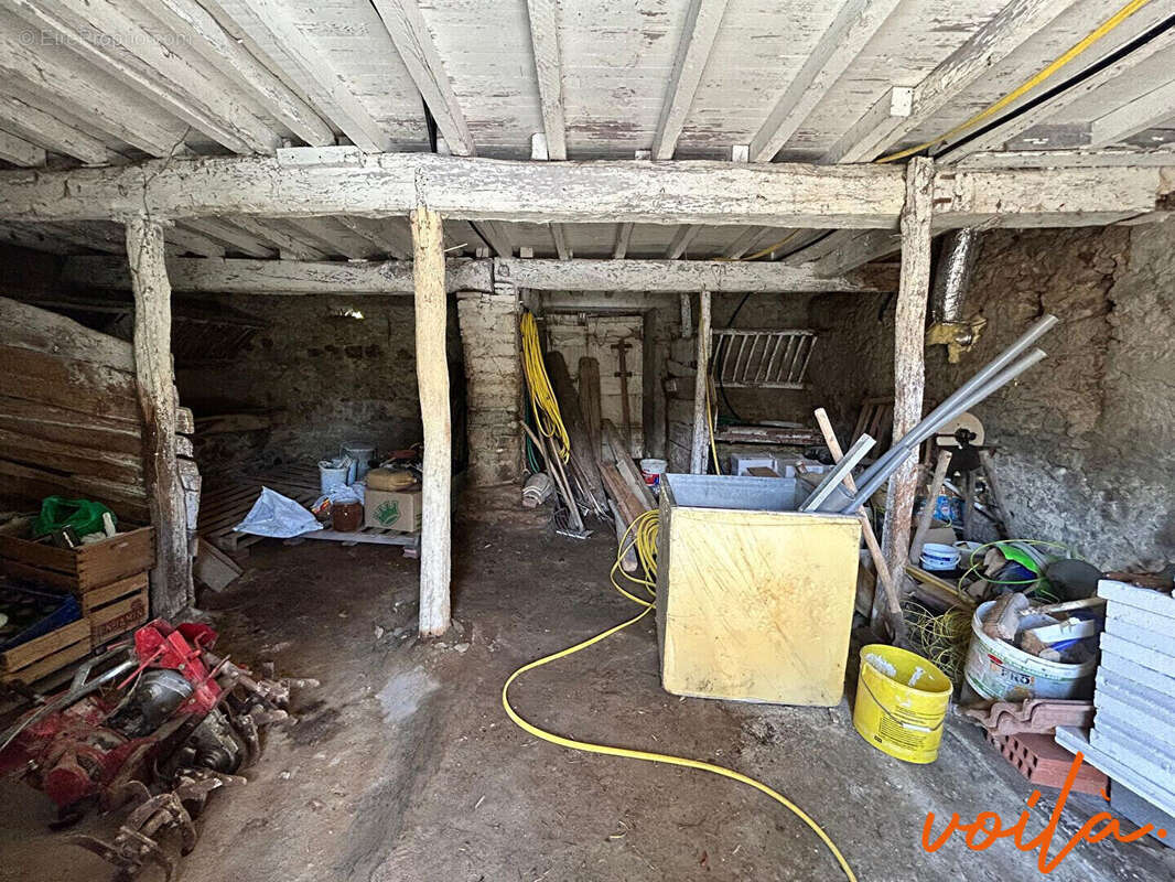 Maison à BELVEZE-DU-RAZES