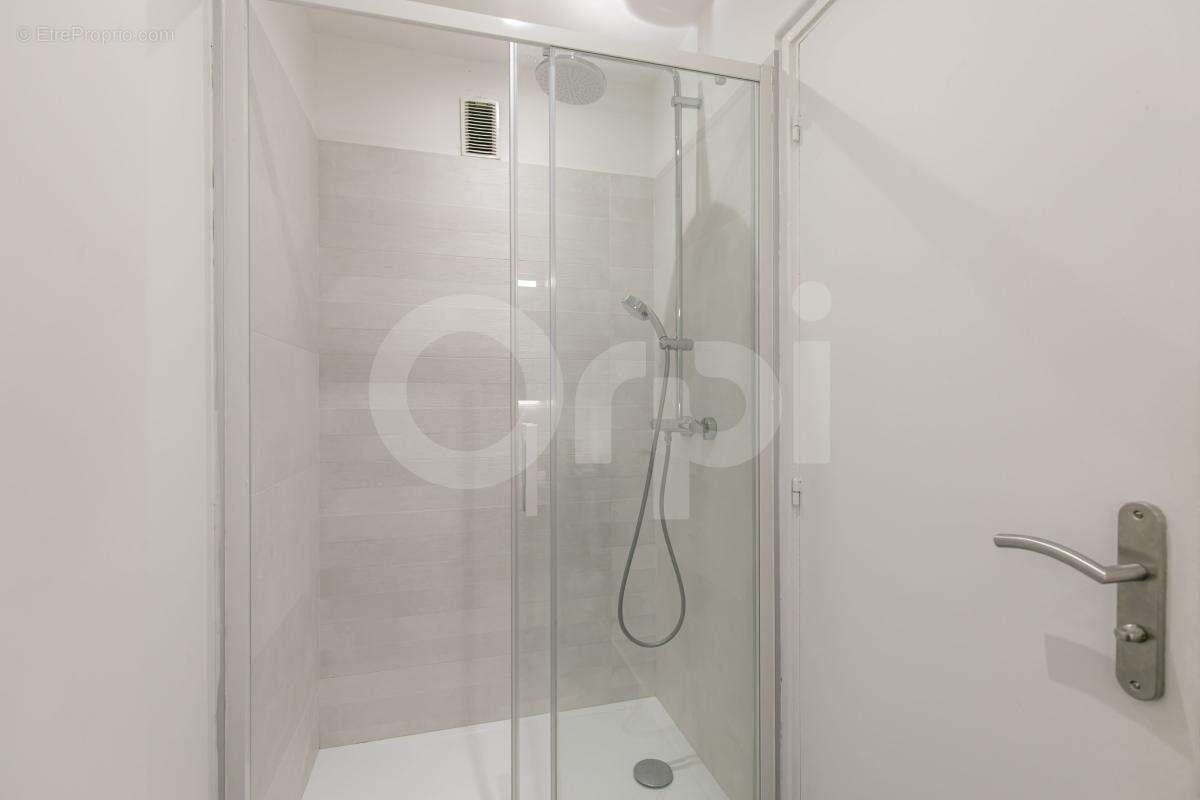 5 pièces de 111 m² – RER A Nogent-sur-Marne 5 min – Balcons – Proche Bois de Vincennes - photo 12