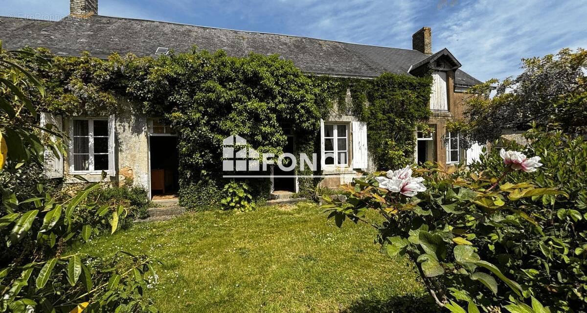 Maison à CONLIE