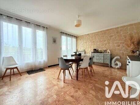 Photo 2 - Maison à CHAROLLES