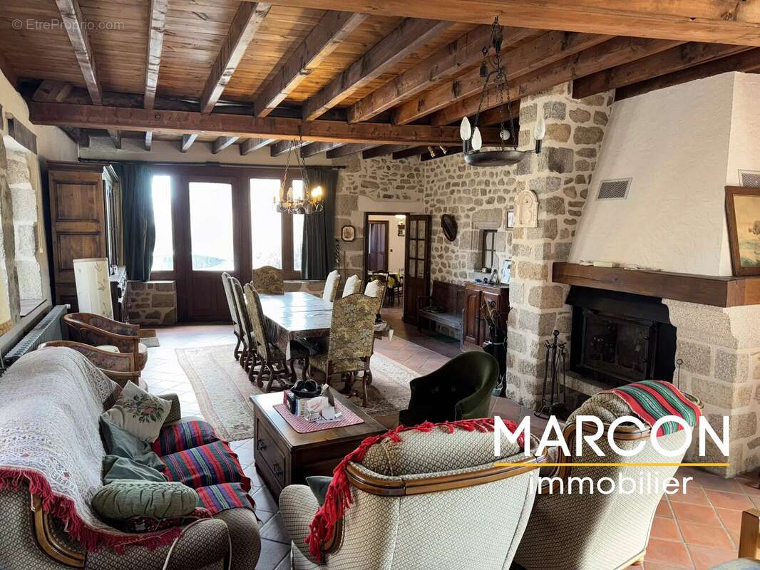 Maison à CRESSAT