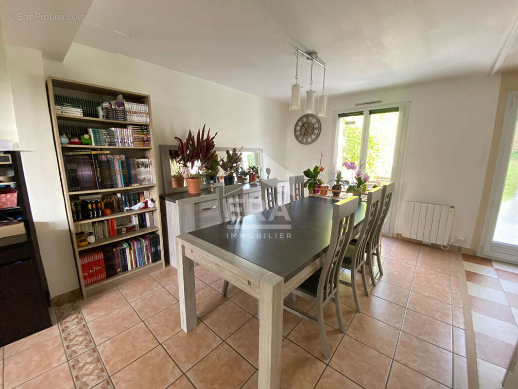 Maison à PLAISIR