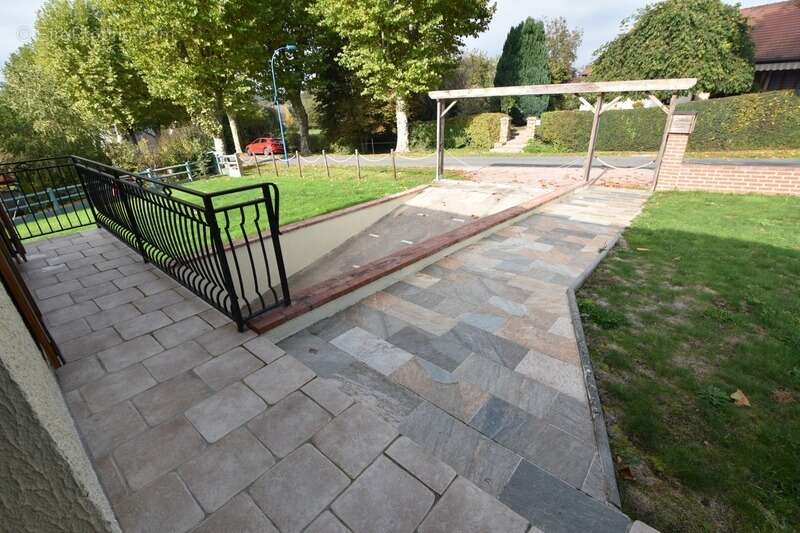 Maison à CRESSY-SUR-SOMME