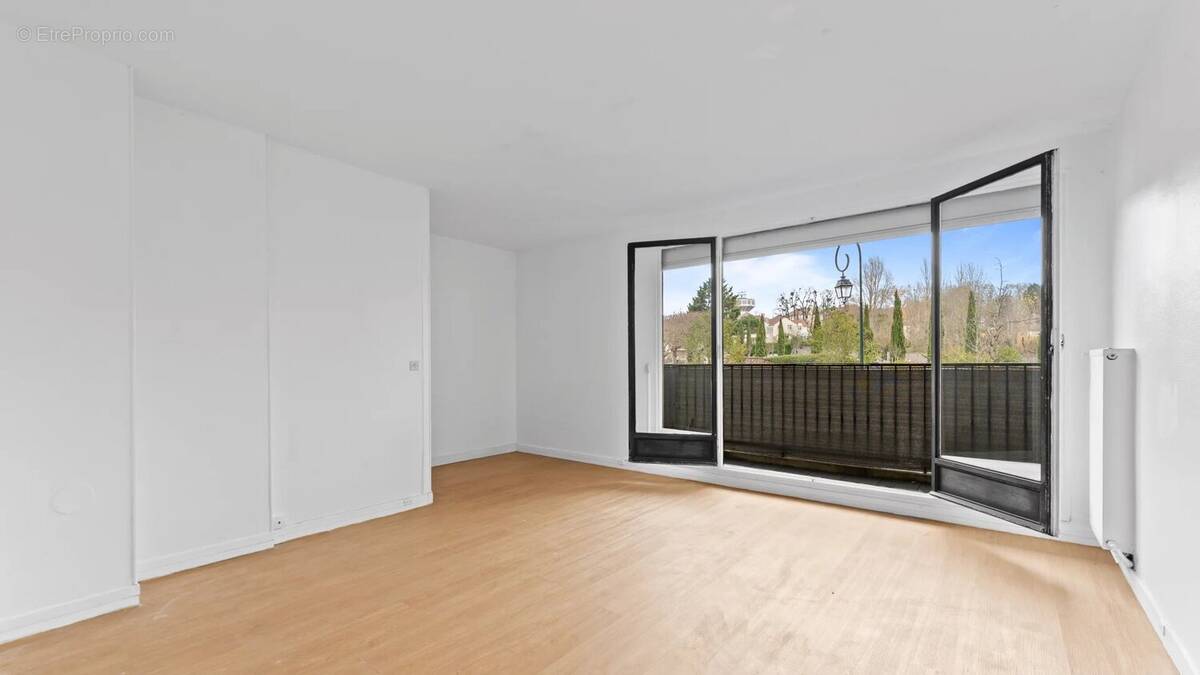 Appartement à VAUCRESSON