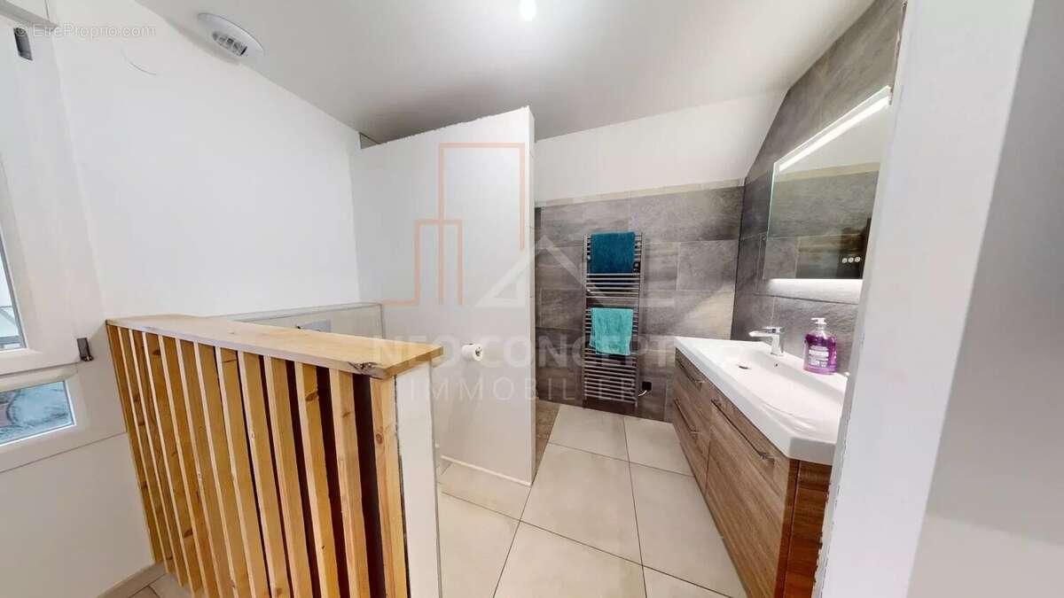 Maison à ROPPENHEIM