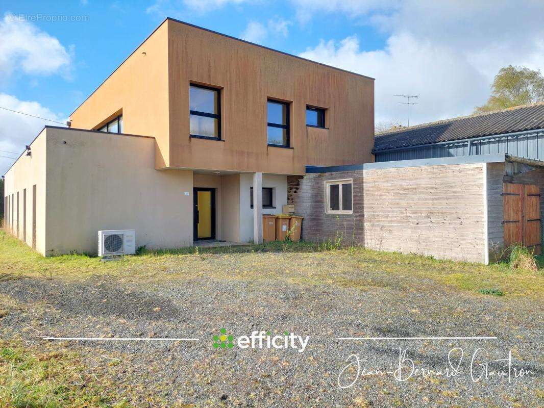 Commerce 297 m² à Tremuson  - photo 4