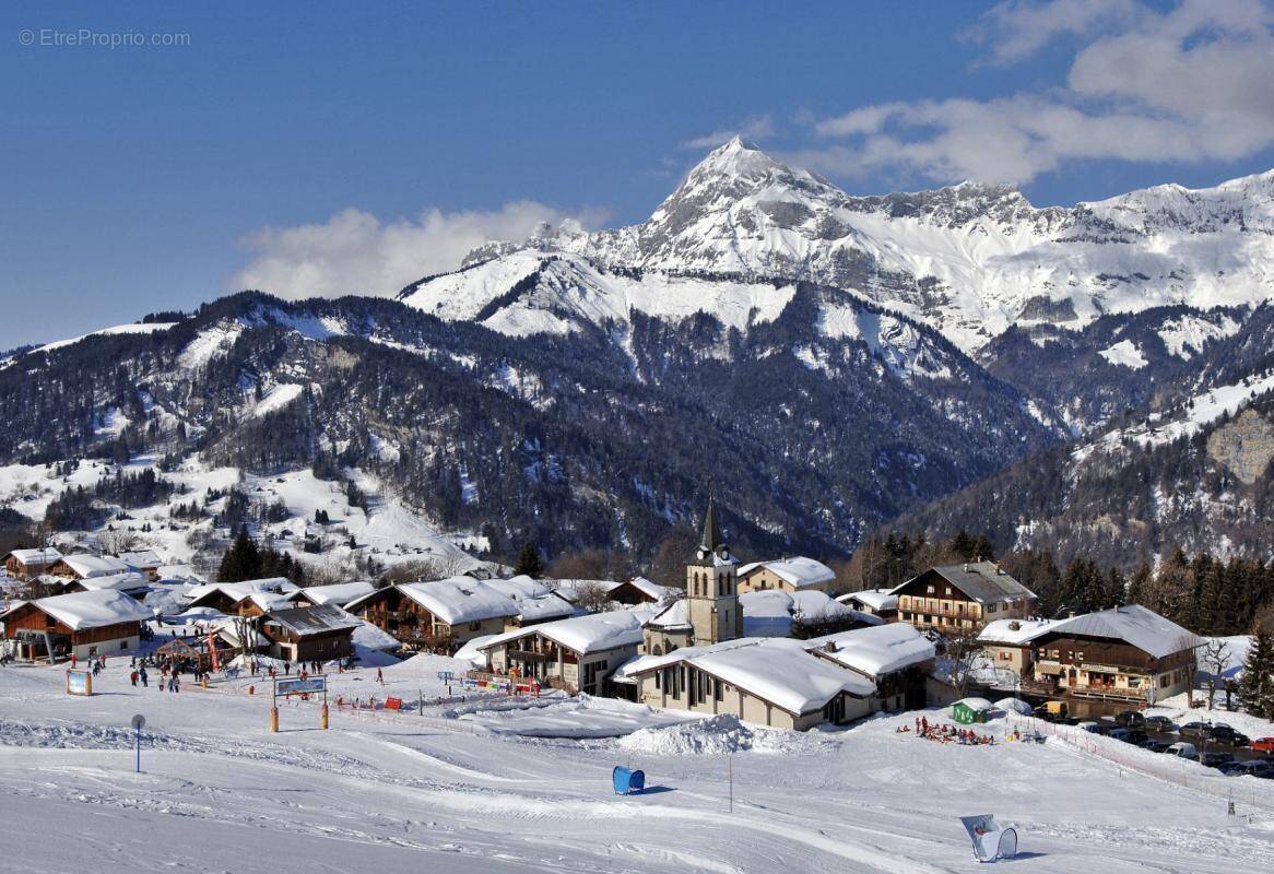 Appartement à CREST-VOLAND
