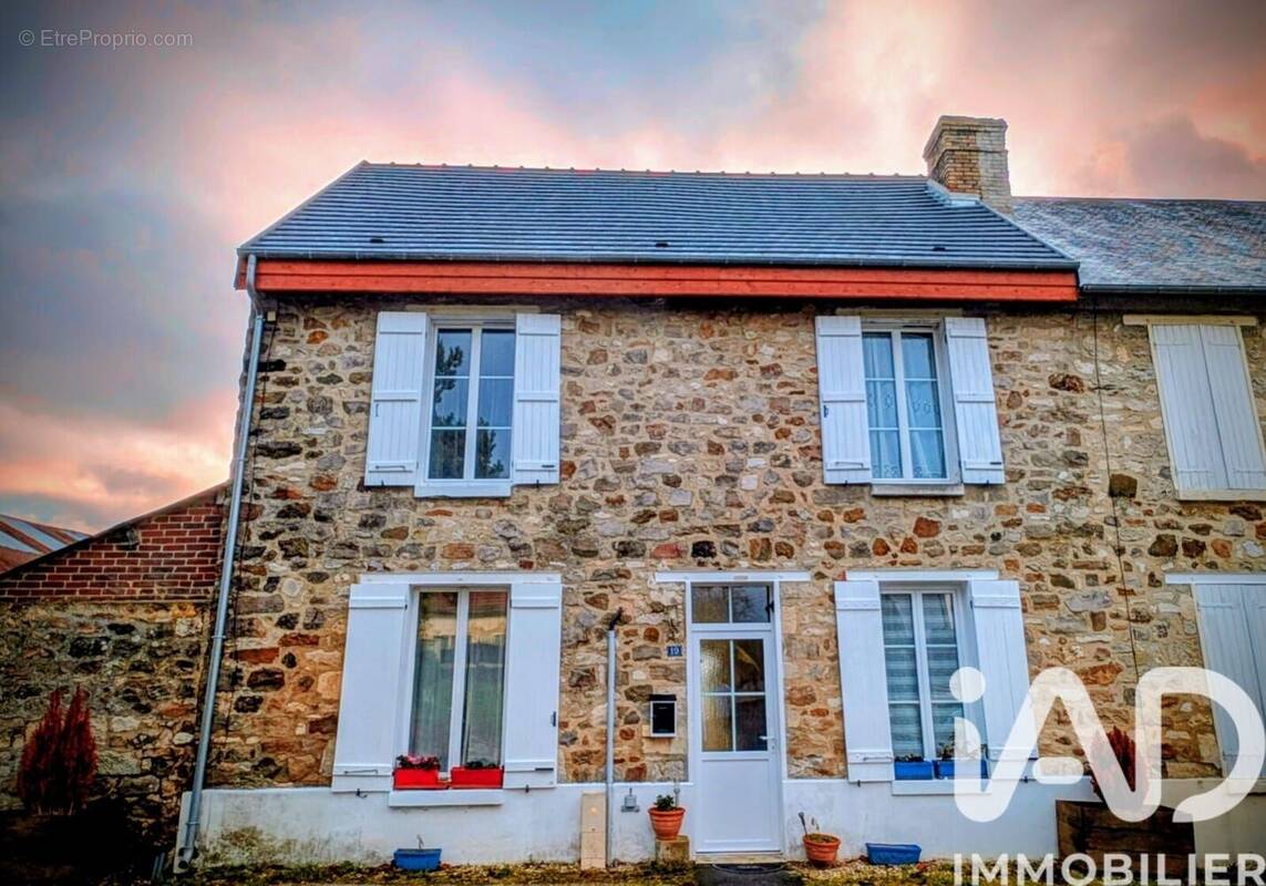 Photo 1 - Maison à NOROY-SUR-OURCQ