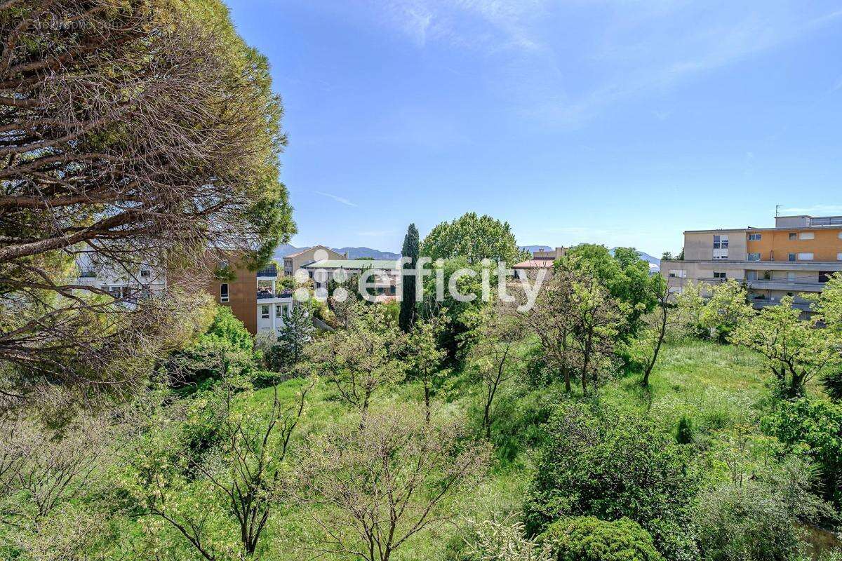 Appartement à MARSEILLE-12E