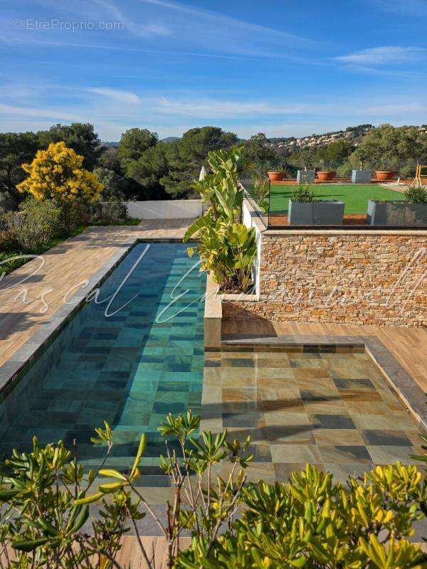 Appartement à VILLENEUVE-LOUBET