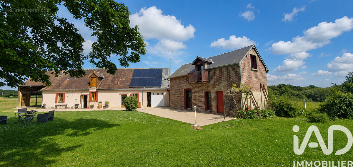 Photo 1 - Maison à SARGE-SUR-BRAYE
