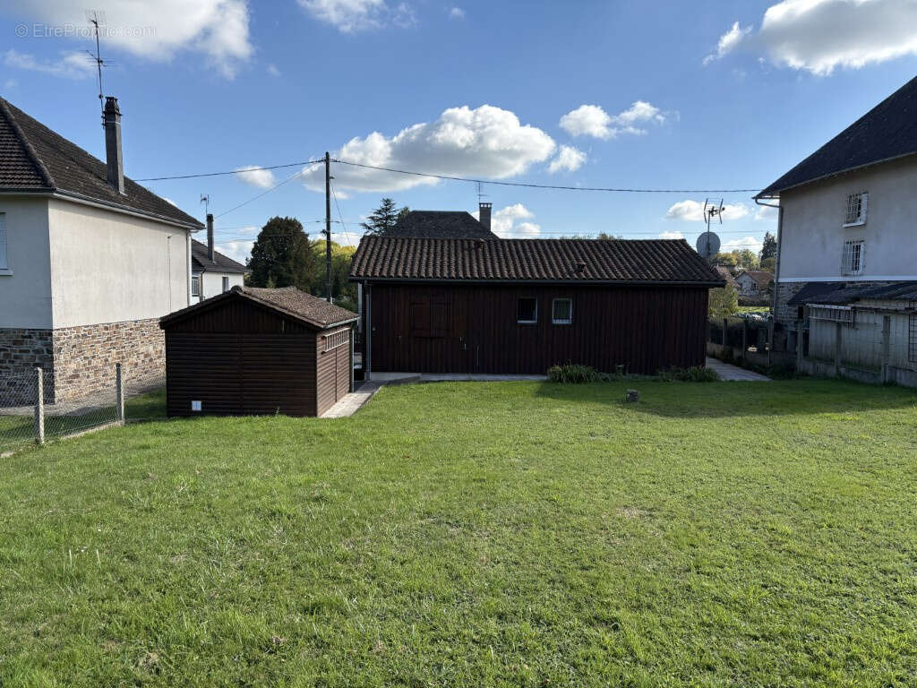 Maison à ARNAC-POMPADOUR